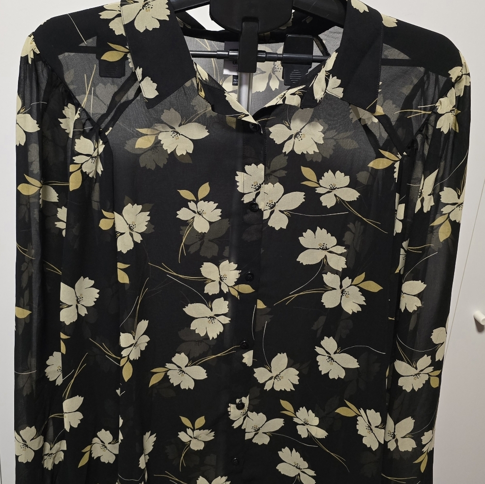 Cabi Blouse - Picture 5 of 6